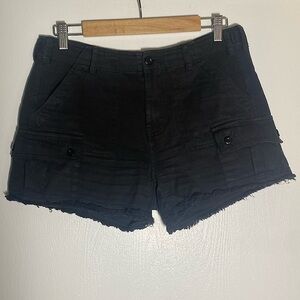 Black Lucky Brand cargo shorts 27